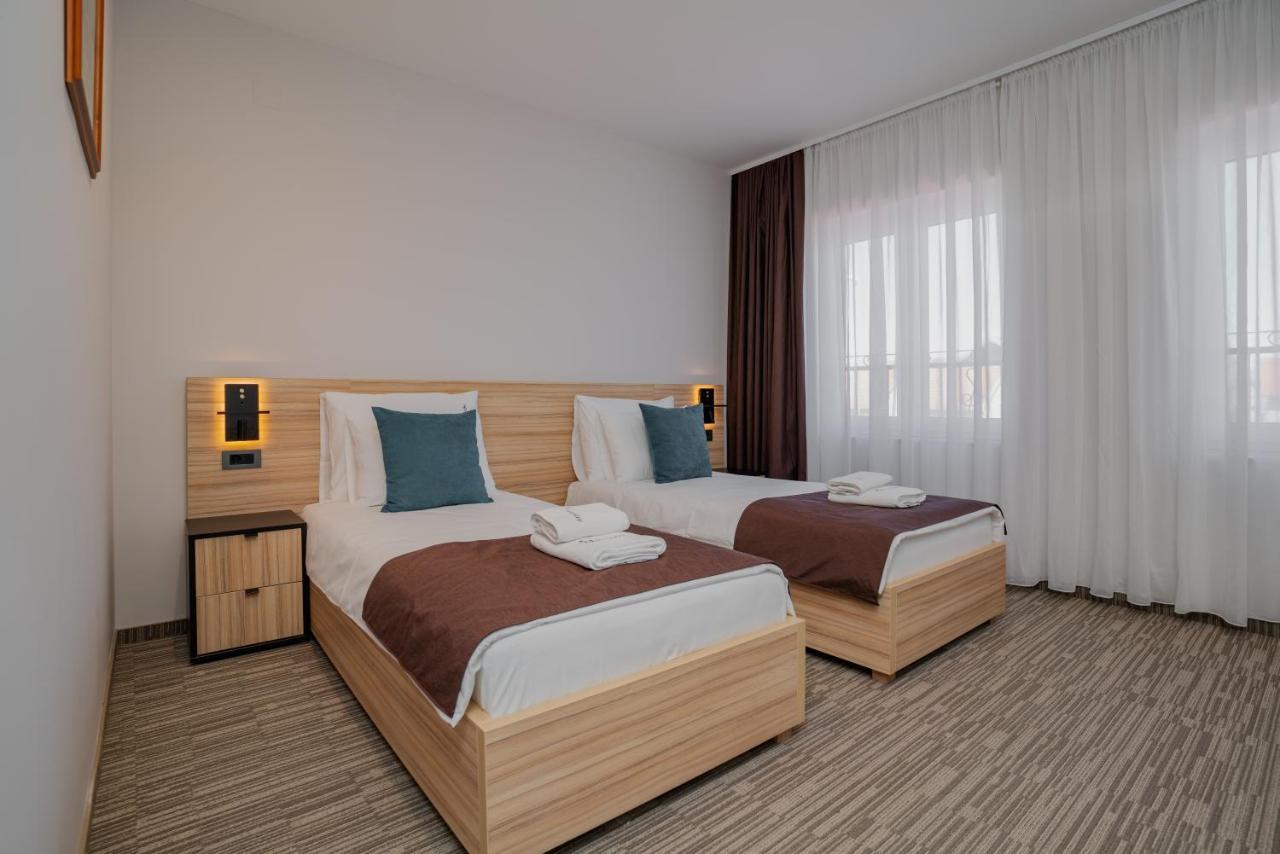 Maestro - Rooms & Restaurant Vukovar Eksteriør bilde