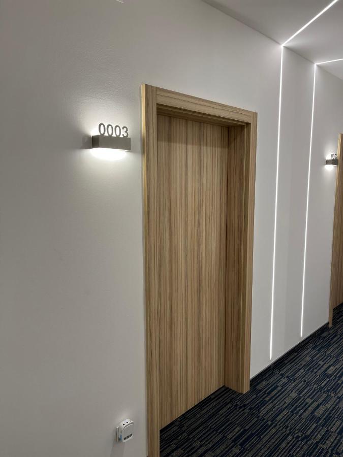 Maestro - Rooms & Restaurant Vukovar Eksteriør bilde