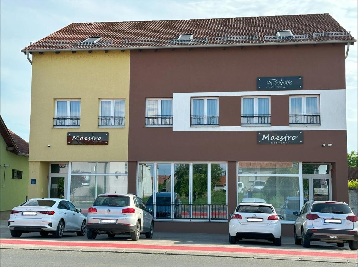Maestro - Rooms & Restaurant Vukovar Eksteriør bilde